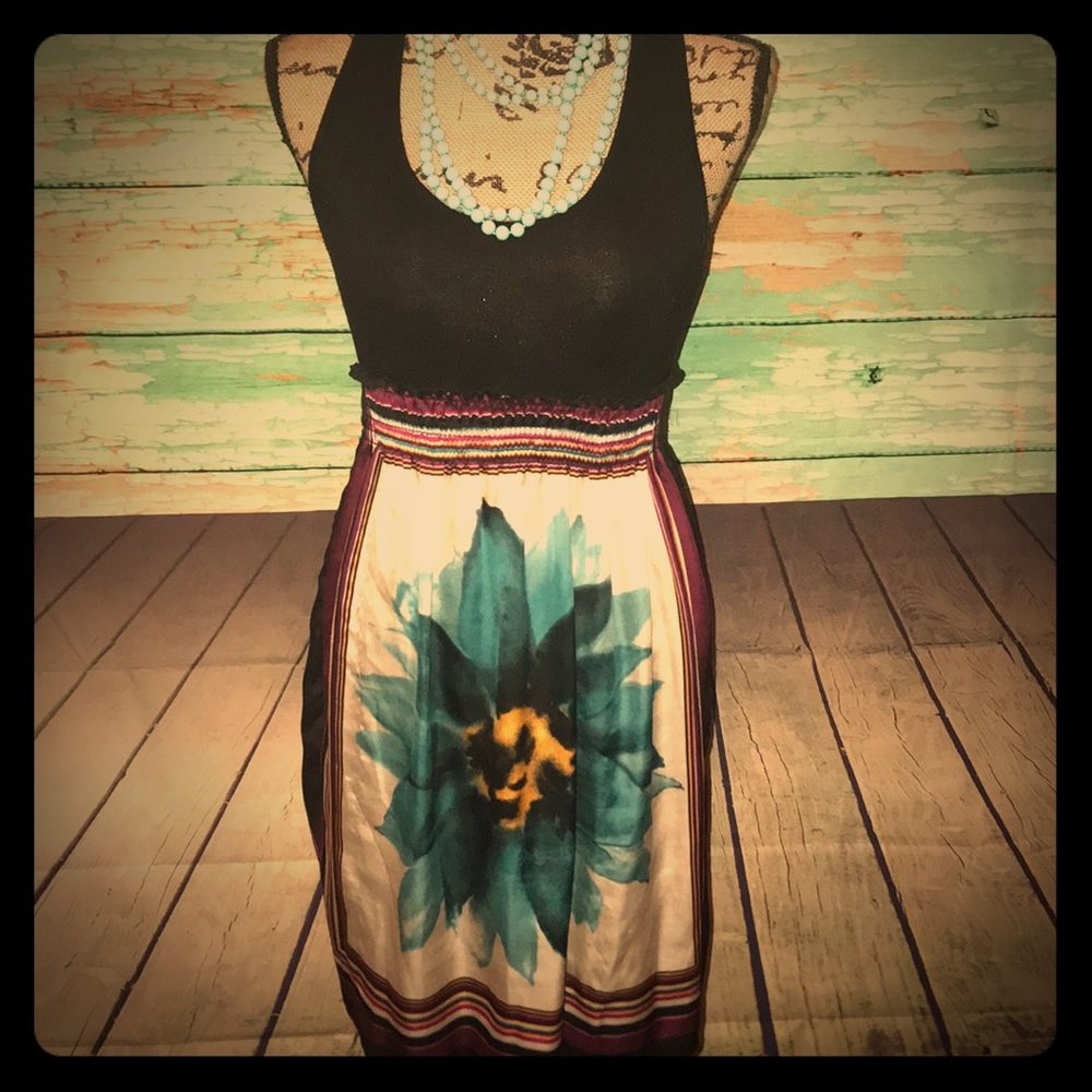 Cute Sundress With Big Flower Front/back SZ L